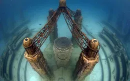 Thành phố người chết dưới lòng đại dương