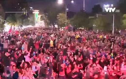 Hàng triệu cổ động viên vỡ òa trong niềm vui chiến thắng của U22 Việt Nam