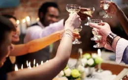 Bất ngờ 5 thói quen ngày Tết khiến sức khỏe "xuống dốc không phanh"