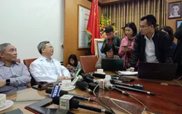 Phát ngôn ở chùa Ba Vàng, bác sĩ Phong có bị nghỉ việc ở bệnh viện Bạch Mai?