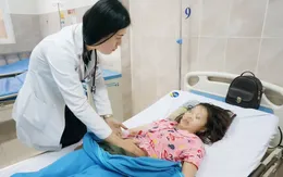 Bảo tồn lách bị vỡ cho cô gái trẻ bị tai nạn giao thông nguy kịch