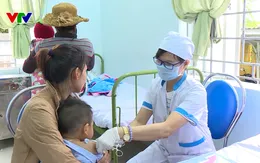 9,7% trẻ tiêm vaccine ComBE Five có phản ứng sau tiêm