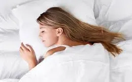 Ngủ sâu giấc giúp não thải các chất độc ra ngoài
