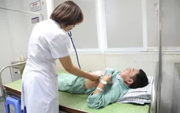 Đau nhiều vùng ngực, người đàn ông không ngờ mắc bệnh đa u tủy xương