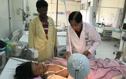 Nối thành công cánh tay bị đứt gần lìa cho bé trai 14 tuổi