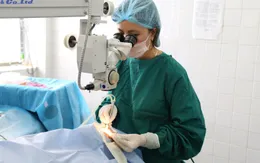 Phẫu thuật thay thủy tinh thể cho người nghèo tại Đắk Lắk