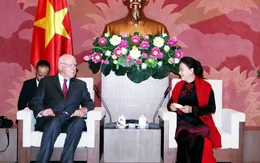 Chủ tịch Quốc hội Nguyễn Thị Kim Ngân tiếp đoàn đại biểu Thượng nghị sĩ Mỹ