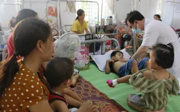 Hà Tĩnh: Nắng nóng kéo dài, nhiều khoa nhi quá tải bệnh nhân