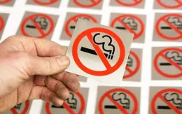 Trường đại học Nhật Bản từ chối tuyển dụng giảng viên hút thuốc lá