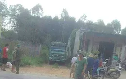 Nghệ An: Chủ nhà tá hỏa phát hiện người đàn ông chết dưới gầm xe