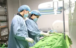 Suốt 6 năm chờ đợi, bé gái được phẫu thuật thông liên thất bẩm sinh