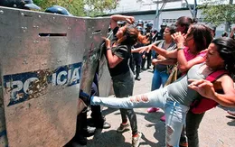 Bạo loạn tại nhà tù Venezuela gây nhiều thương vong