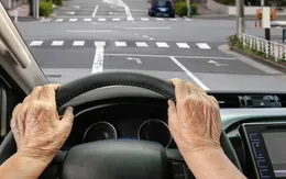 Nan giải bài toán giảm thiểu tình trạng người cao tuổi lái xe gây tai nạn tại Nhật Bản