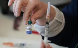 New York tuyên chiến với phong trào tẩy chay vaccine