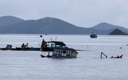 Lật thuyền trên vịnh Vân Phong, Khánh Hòa