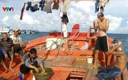 Hỗ trợ ngư dân đảm bảo an toàn trên biển