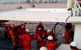 Cứu nạn thuyền viên gặp nạn trên biển