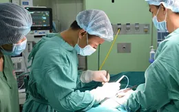 Chủ quan với vết bỏng hàn xì, người đàn ông mắc ung thư dương vật