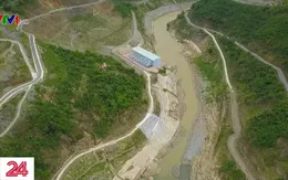 Nắng hạn kéo dài, mực nước hồ thủy điện Bản Vẽ xuống thấp kỷ lục