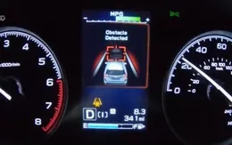 Công nghệ lái xe an toàn khiến ngành bảo hiểm lúng túng