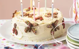 Hy hữu: Bé gái nhập viện cấp cứu vì nuốt chân nến khi ăn bánh sinh nhật