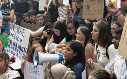 Thiếu niên Mỹ hối thúc các nỗ lực chống biến đổi khí hậu