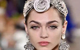 Những phụ kiện cực "dị" tại tuần lễ thời trang Paris