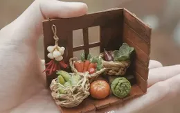 9x Tiền Giang đam mê sáng tạo mô hình tí hon từ rác thải nhựa