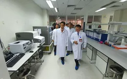 Cách ly nữ du học sinh từ ổ dịch viêm phổi cấp ở Vũ Hán về