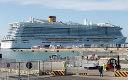 Italy: 6.000 du khách bị cách ly trên tàu du lịch do virus corona