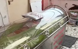Sống dậy sau khi nằm trong phòng lạnh gần 24 giờ