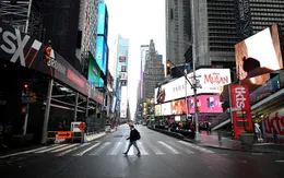 New York (Mỹ) tăng cường các biện pháp cách ly khi mùa lễ hội tới gần