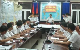 Tàu kiểm ngư đã tiếp cận vị trí 2 tàu cá Bình Định bị nạn trên biển