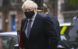 Thủ tướng Anh cảnh báo mùa đông khắc nghiệt trong cuộc chiến chống COVID-19