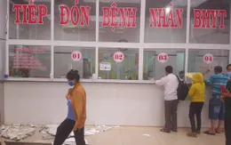 Sập trần bệnh viện nghìn tỷ, bệnh nhân một phen hốt hoảng