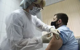 Nga và Hungary tổ chức sản xuất vaccine Sputnik V