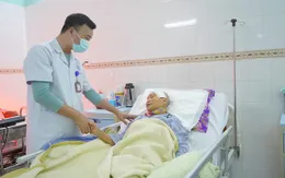 Loại bỏ khối u màng não cho cụ bà 81 tuổi
