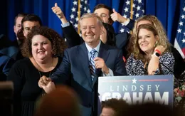 Không chỉ nghẹt thở, bầu cử Mỹ 2020 còn đắt đỏ nhất lịch sử