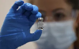 Israel: 13 người bị liệt mặt sau khi tiêm vaccine của Pfizer-BioNTech