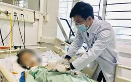 Cứu cô gái 17 tuổi nguy kịch do bị đâm thấu ngực