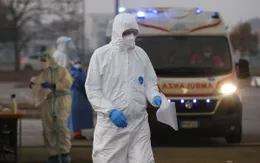 Italy phát hiện một ca nhiễm biến thể mới của virus SARS-CoV-2 tại Anh