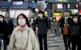 Số người nhiễm mới theo tháng tại thủ đô Tokyo (Nhật Bản) lần đầu tiên vượt  ngưỡng 10.000 ca