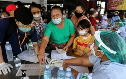 Thái Lan: 15% lao động nhập cư ở ổ dịch Samut Sakhon mắc COVID-19