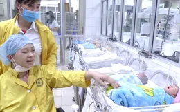 Cứu mẹ con sản phụ mang thai 30 tuần bị tai nạn giao thông nghiêm trọng