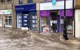 Châu Âu hứng chịu thiệt hại nặng do bão Ciara