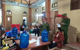 Liên tiếp bắt giữ nhiều cơ sở sản xuất các loại nước rửa tay bằng "công nghệ xô chậu"