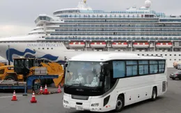 Nhiều khách rời tàu Diamond Princess có triệu chứng nhiễm SARS-CoV-2