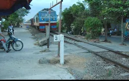 Hà Nội giao lối đi tự mở cho các quận, huyện quản lý