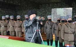 Nhà lãnh đạo Triều Tiên giám sát các cuộc tập trận