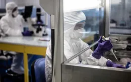 Công ty Pháp xin cấp phép khẩn cấp cho dụng cụ xét nghiệm virus